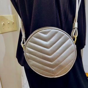 O3-BUNDLE ONLY-Vegan Quilted Silver/Gray Crossbody Purse